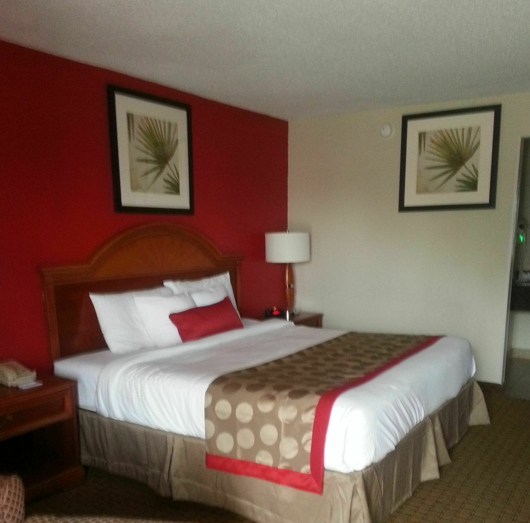 Hotel Ramada By Wyndham New Iberia Esterno foto